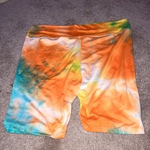 Cute orange & green women’s large biker shorts
